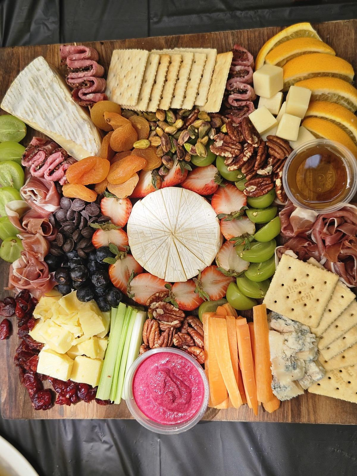 Cheeseboard With Cold Cuts, Fruits & Nuts