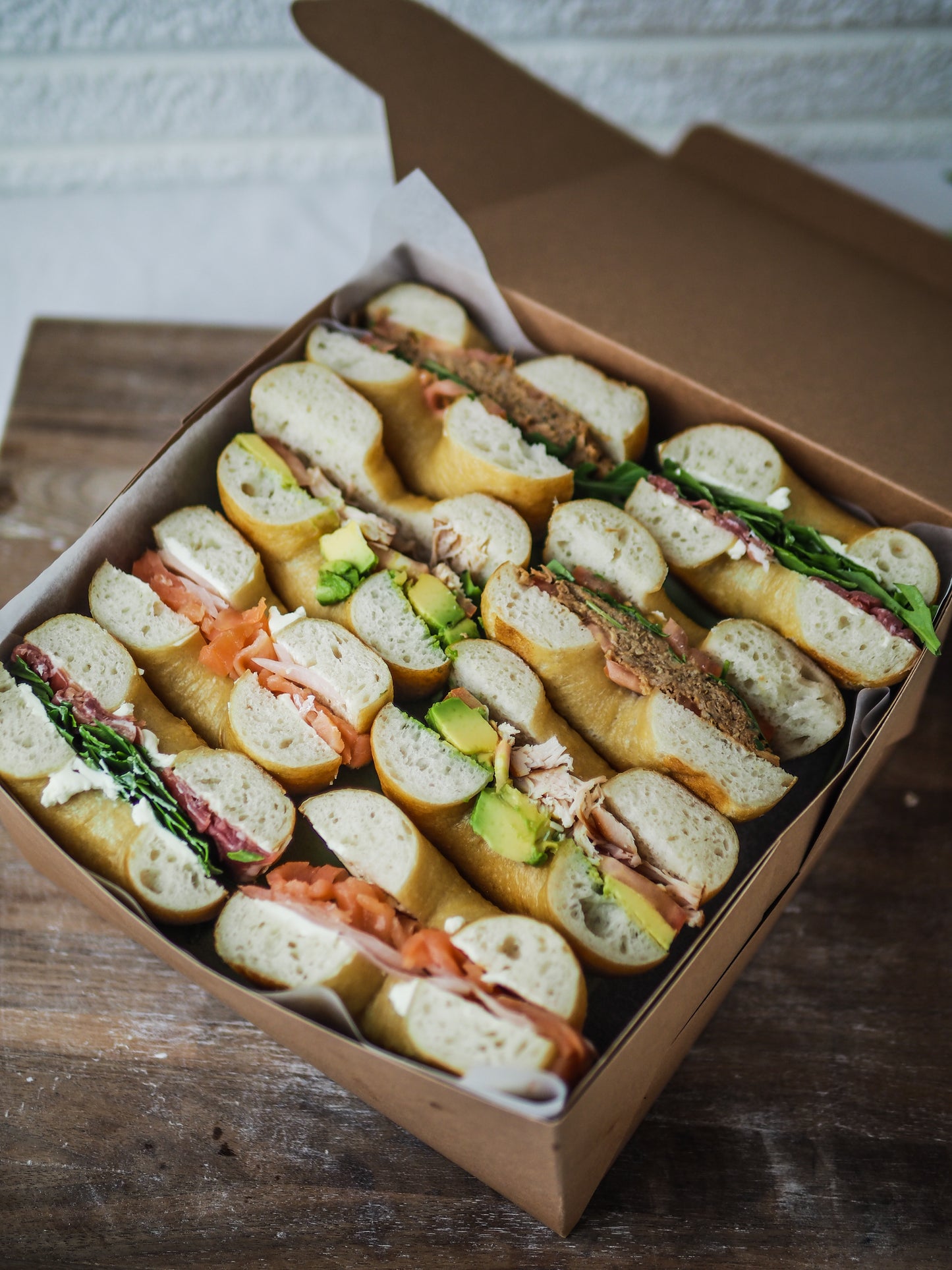 Assorted Bagel Platter (V)