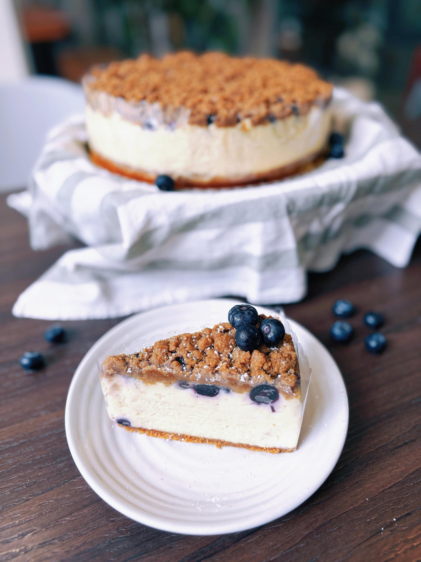 8" Blueberry Crumble Cheesecake