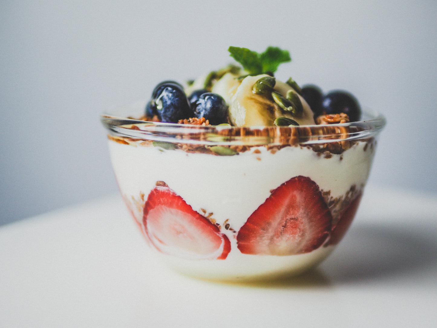 Homemade Granola Bowl (V)